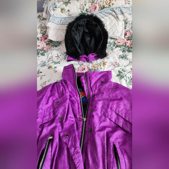 Black Bear Ski jacket and head cap - Picture 4 of 9